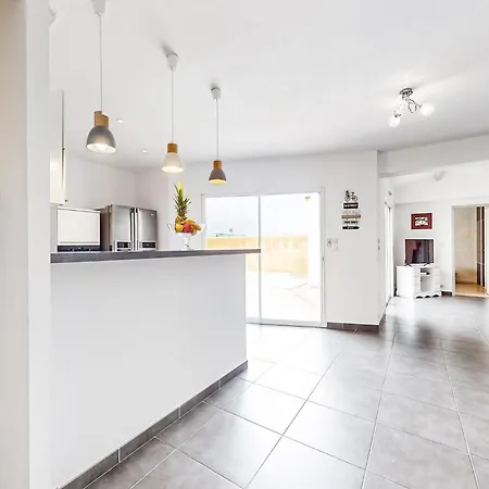 Beautiful Home In Saint-Georges-De-Didon *