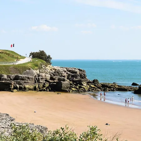 Semesterbostad Lovely In Saint-georges-de-didon Saint-Georges-de-Didonne