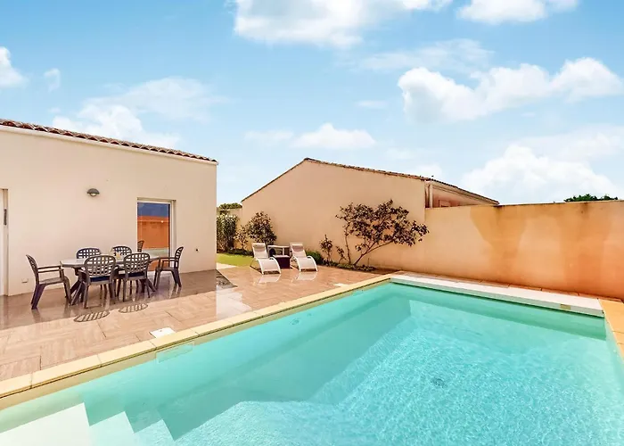 Lovely In Saint-georges-de-didon * Saint-Georges-de-Didonne