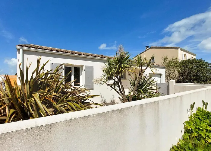 Lovely In Saint-georges-de-didon Сasa de vacaciones Saint-Georges-de-Didonne