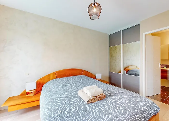 Lovely In Saint-georges-de-didon *